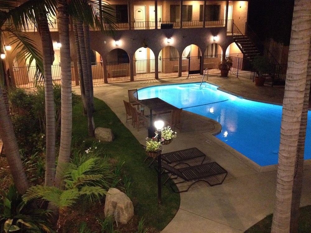 Doubletree By Hilton Chatsworth Λος Άντζελες Εξωτερικό φωτογραφία