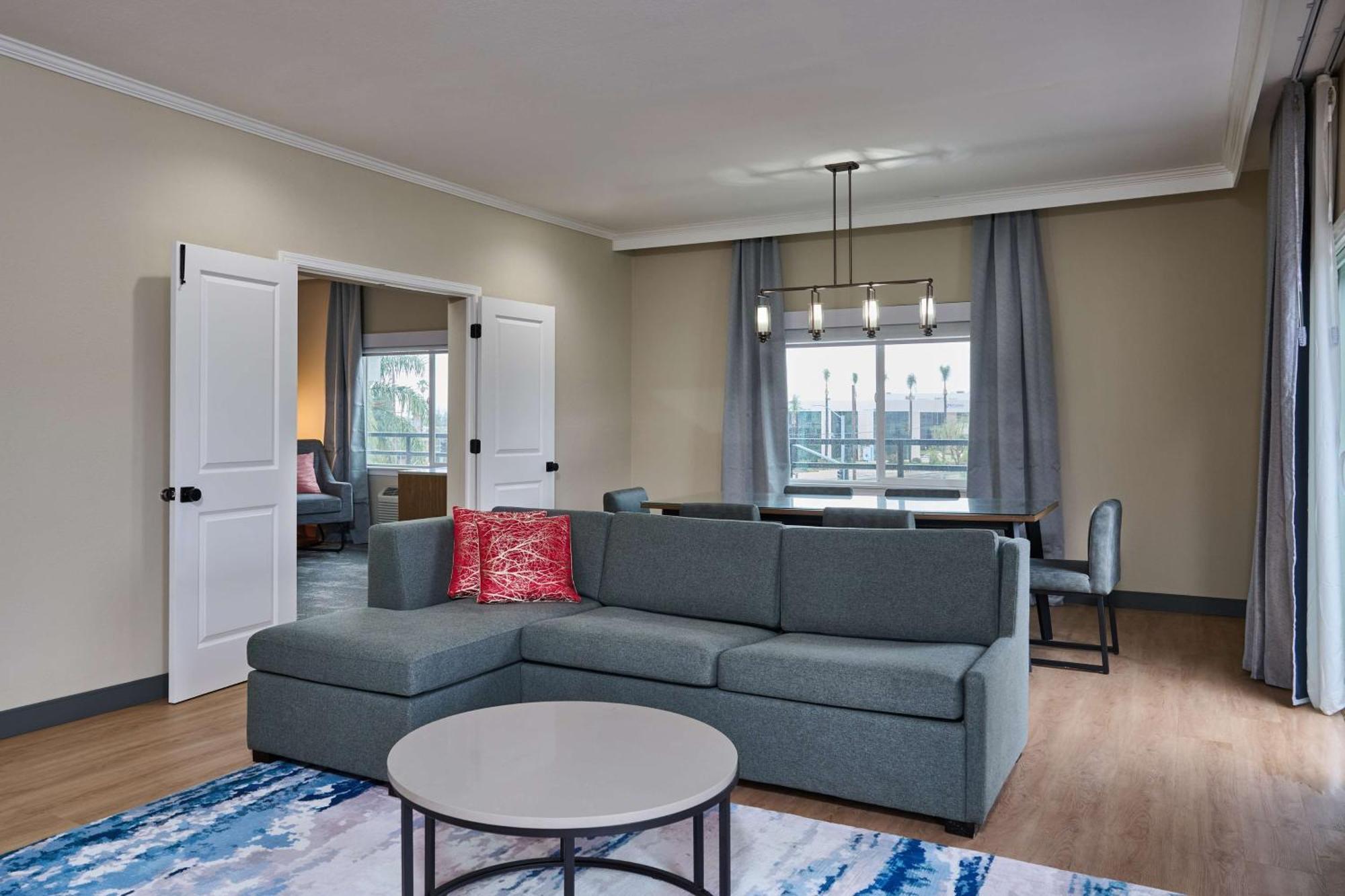 Doubletree By Hilton Chatsworth Λος Άντζελες Εξωτερικό φωτογραφία